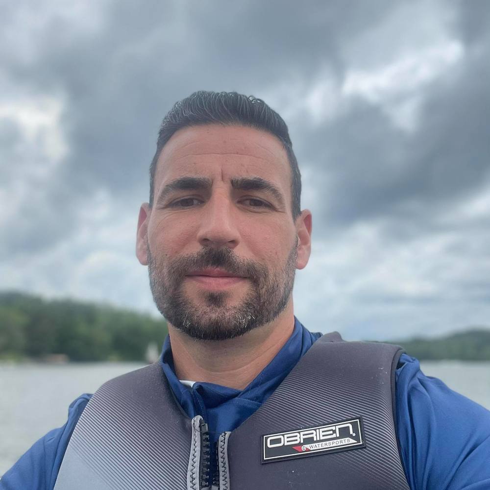 Meet your Posher, Alex